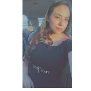 Meet your Posher, Denisse